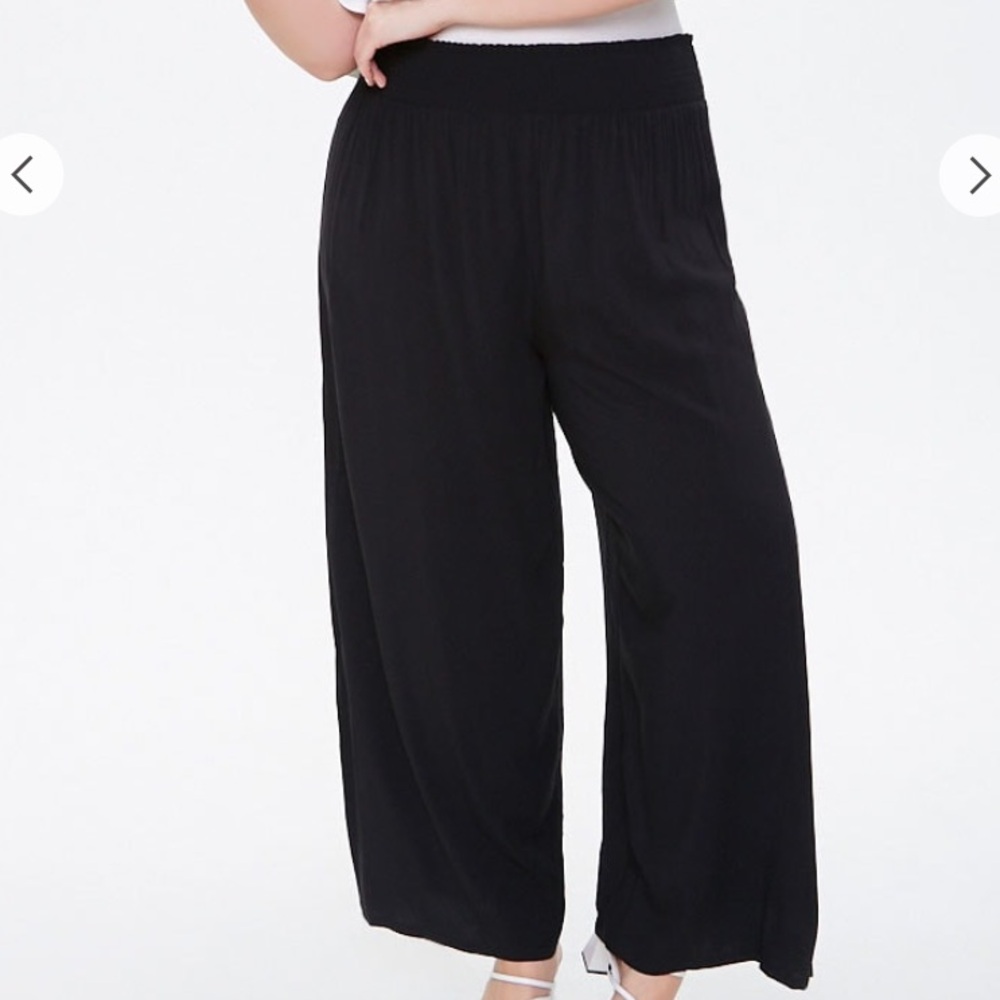 Black Women's Wide-Leg Pants